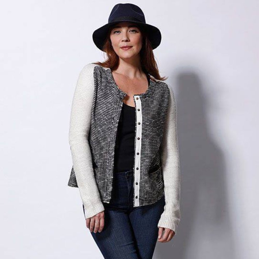 Skies are Blue Sweater Tweed Cardigan Size XS Stitch Fix NWT Cream + Black